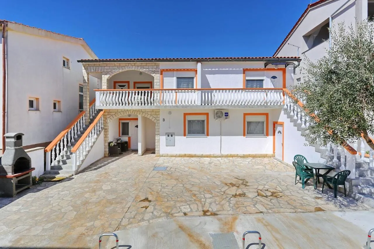 Apartments Marino Vir