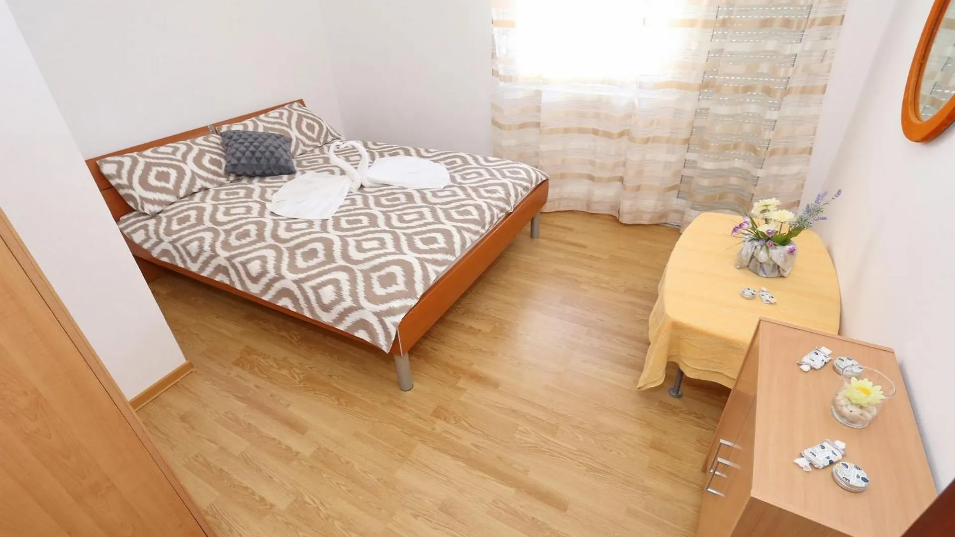Apartments Marino 维尔